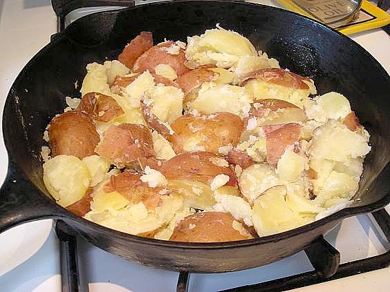 smashed potatoes with tapenade 007