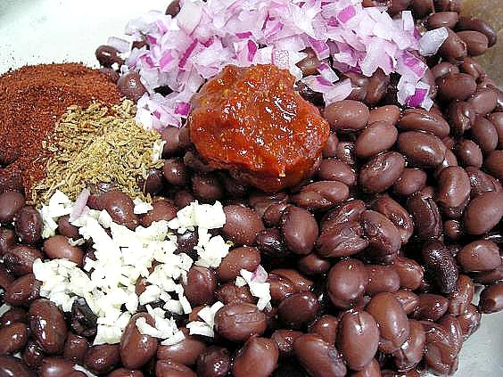 chipotle spiced black beans 005