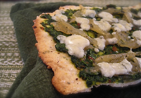 caramelized onion and pesto flatbread6836